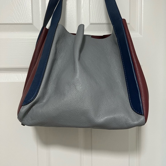 Beautiful Coach Tote Bag, perfect for fall! - Picture 5 of 11